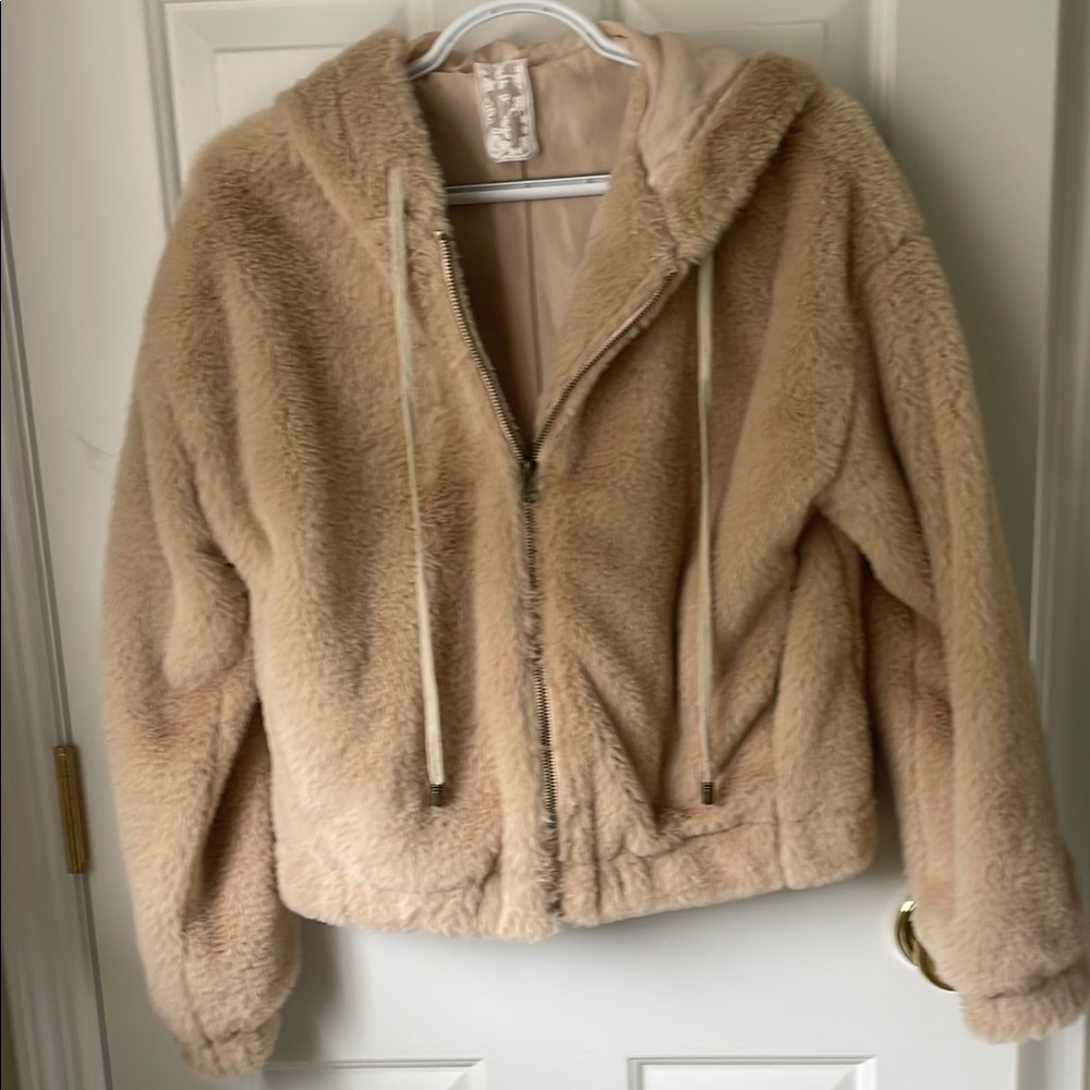 Sadie and Sage! Cozy Tan Faux Fur Jacket
